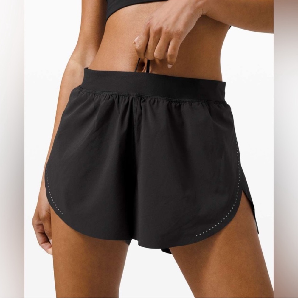 Lululemon Find Your Pace Shorts 3" *Lined in Black Women's size 10